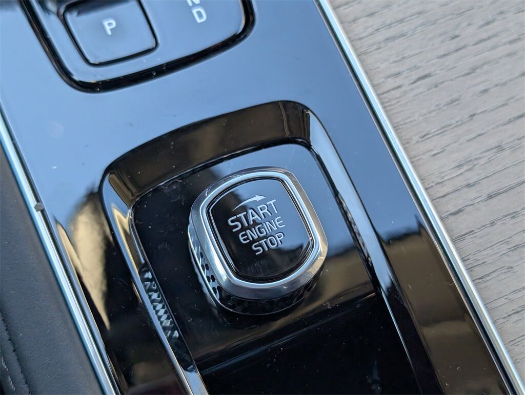 2026 Volvo XC90 B6 Plus 7-Seater Hunt Valley MD