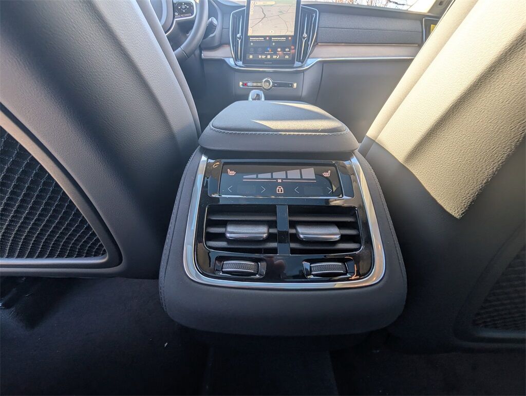 2026 Volvo XC90 B6 Plus 7-Seater Hunt Valley MD