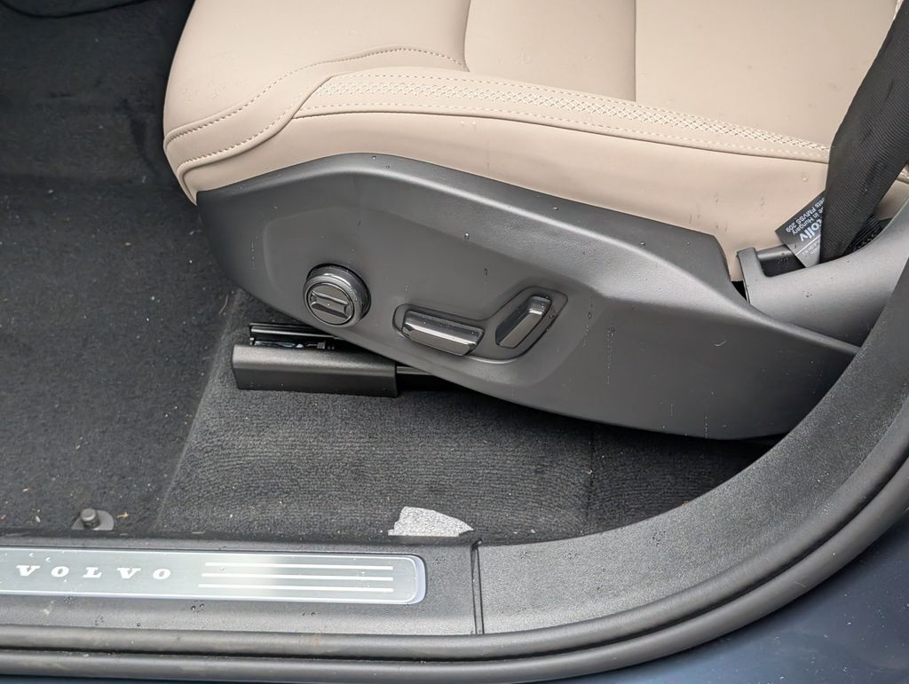 2026 Volvo XC90 B6 Plus 7-Seater Hunt Valley MD
