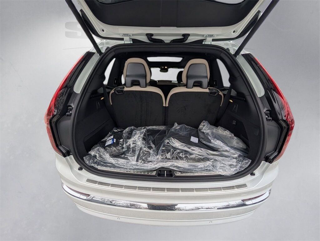2026 Volvo XC90 B6 Plus 7-Seater Hunt Valley MD