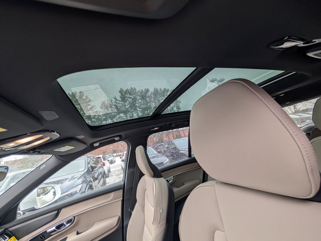 2026 Volvo XC90 B6 Plus 7-Seater Hunt Valley MD