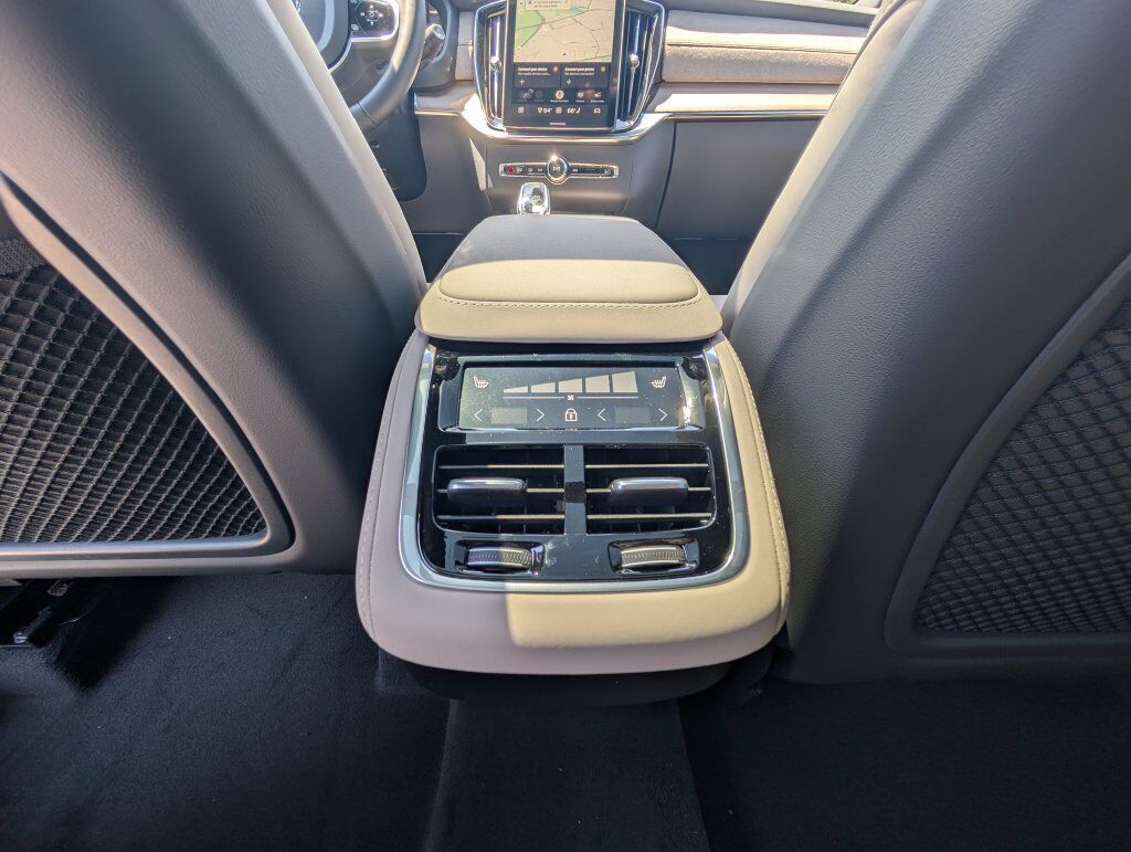 2026 Volvo XC90 B6 Plus 7-Seater Hunt Valley MD