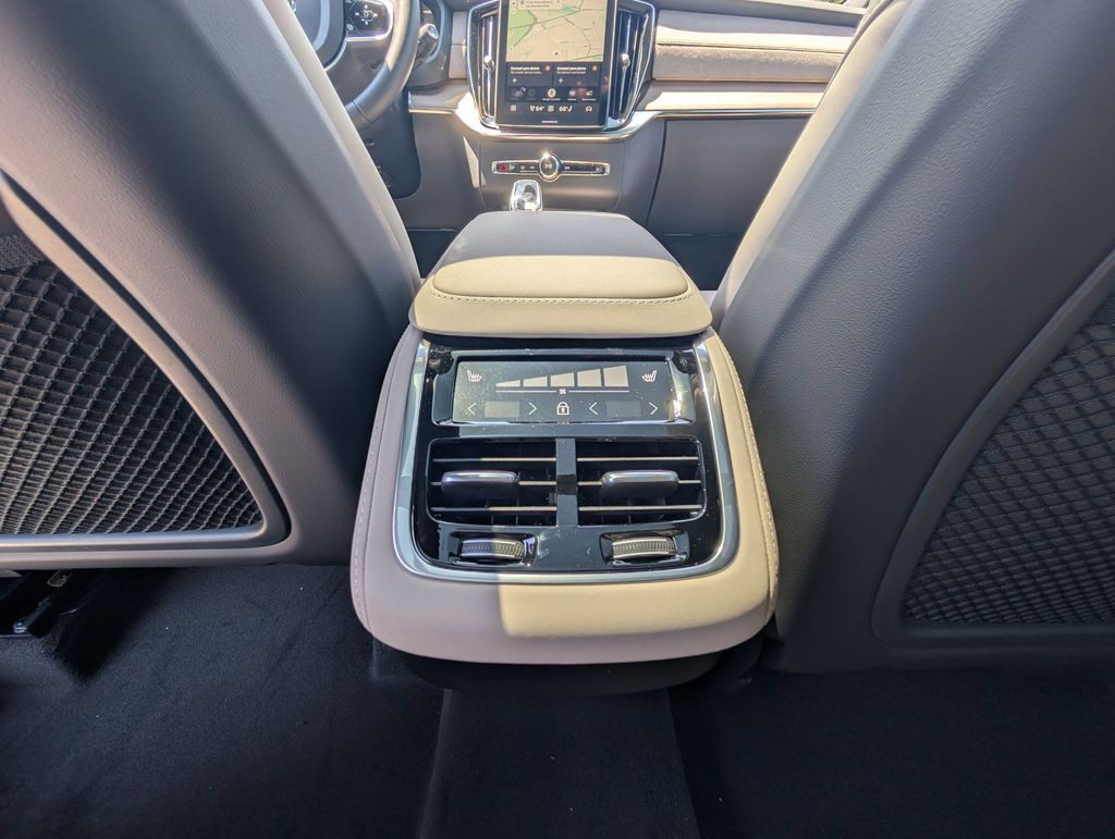 2026 Volvo XC90 B6 Plus 7-Seater Hunt Valley MD