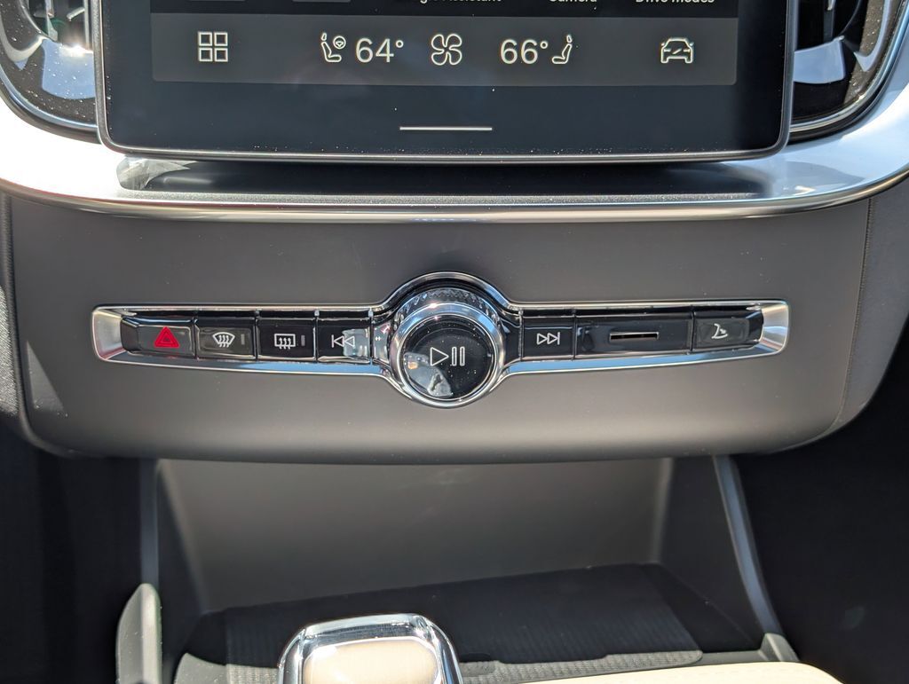 2026 Volvo XC90 B6 Plus 7-Seater Hunt Valley MD