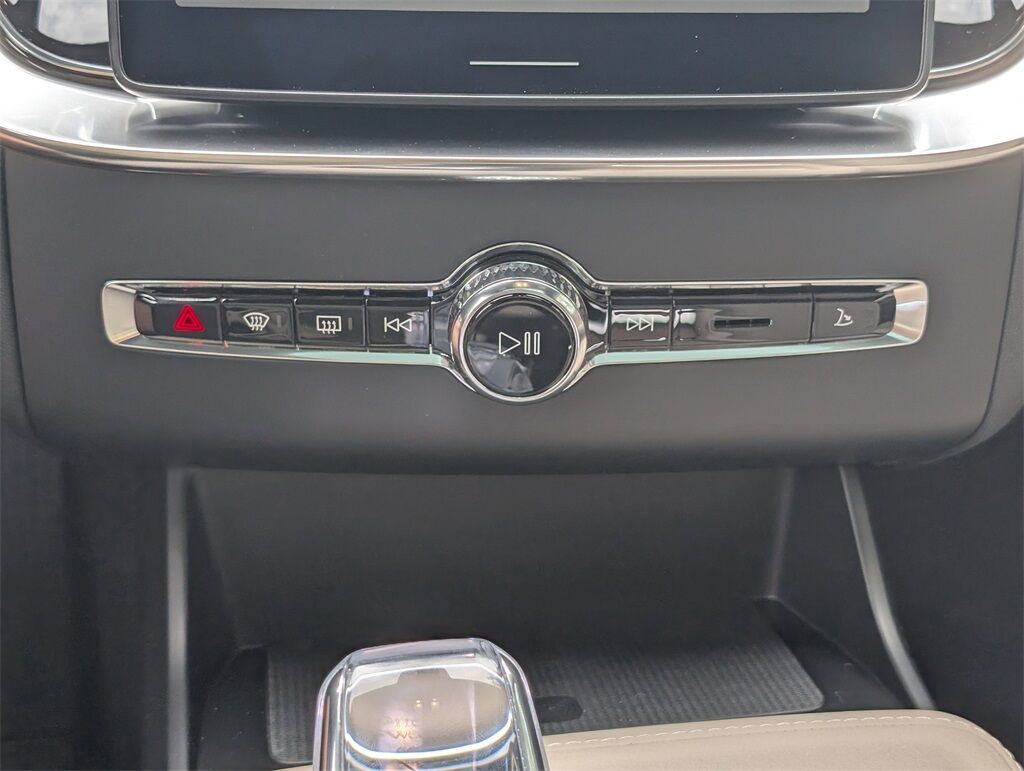 2026 Volvo XC90 B6 Plus 7-Seater Hunt Valley MD