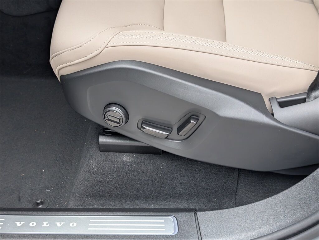 2026 Volvo XC90 B6 Plus 7-Seater Hunt Valley MD