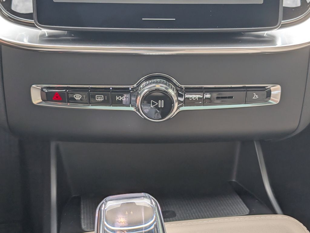 2026 Volvo XC90 B6 Plus 7-Seater Hunt Valley MD