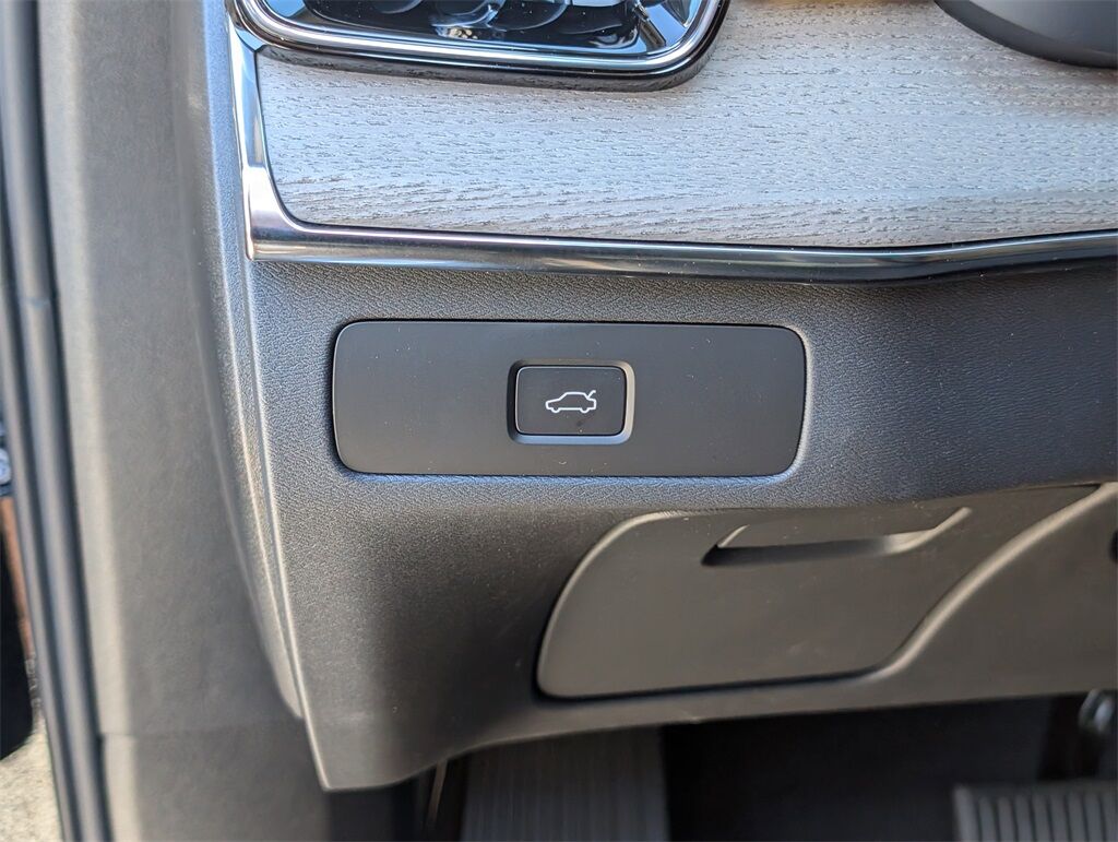 2026 Volvo XC90 B6 Plus 7-Seater Hunt Valley MD