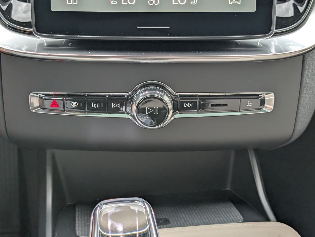 2026 Volvo XC90 B6 Plus 7-Seater Hunt Valley MD
