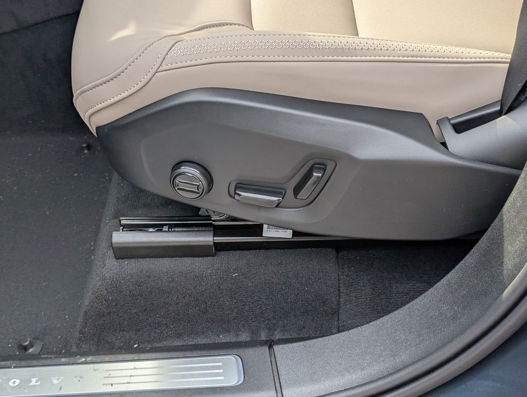 2026 Volvo XC90 B6 Plus 7-Seater Hunt Valley MD