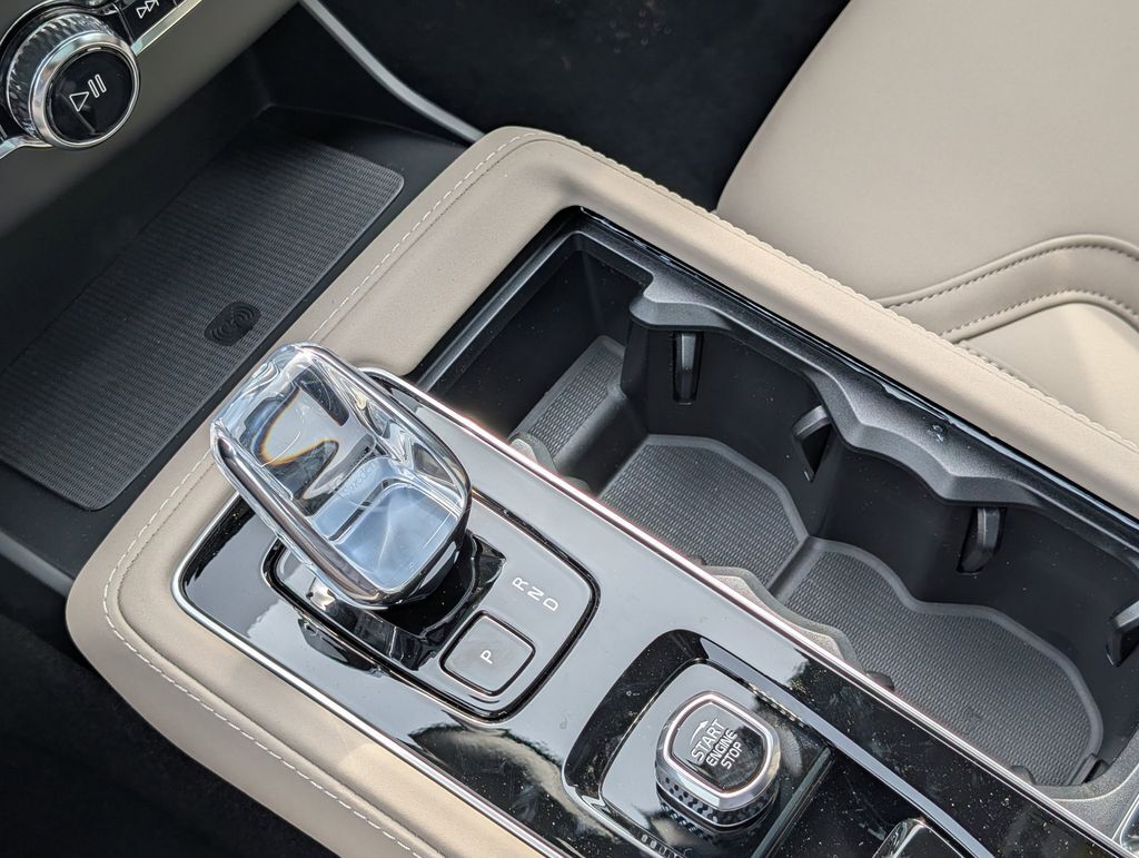 2026 Volvo XC90 B6 Plus 7-Seater Hunt Valley MD