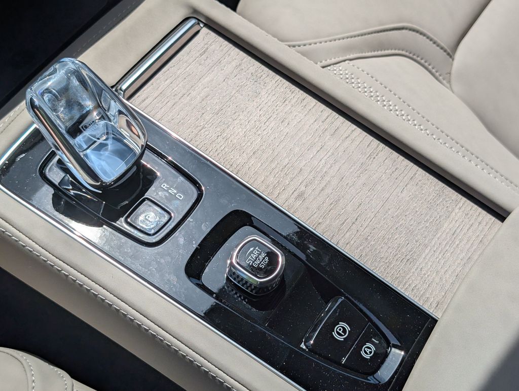 2026 Volvo XC90 B6 Plus 7-Seater Hunt Valley MD
