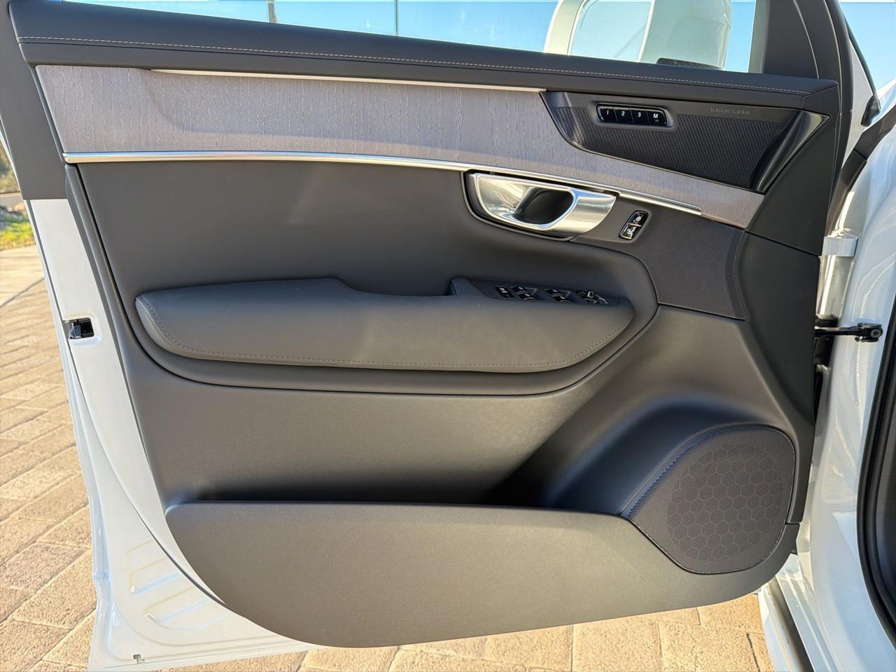 2026 Volvo XC90 B6 Ultra Bend OR