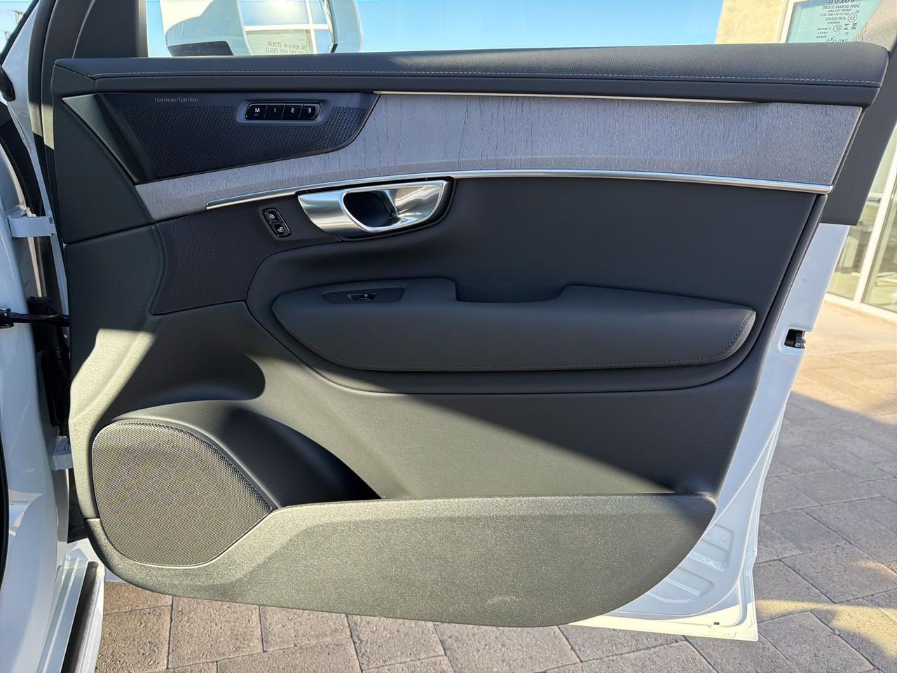 2026 Volvo XC90 B6 Ultra Bend OR