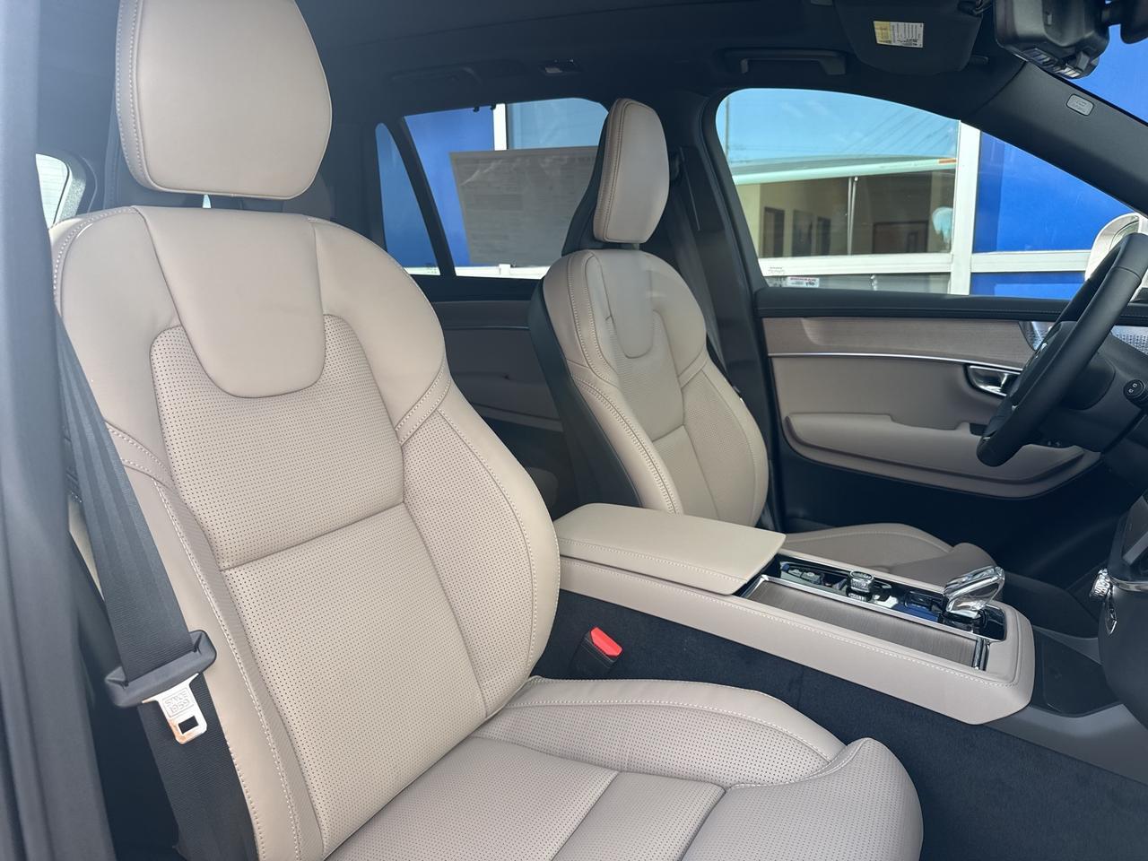 2026 Volvo XC90 B6 Ultra Bend OR