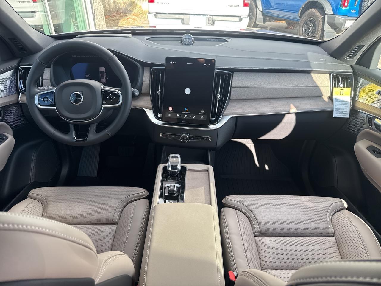 2026 Volvo XC90 B6 Ultra Bend OR