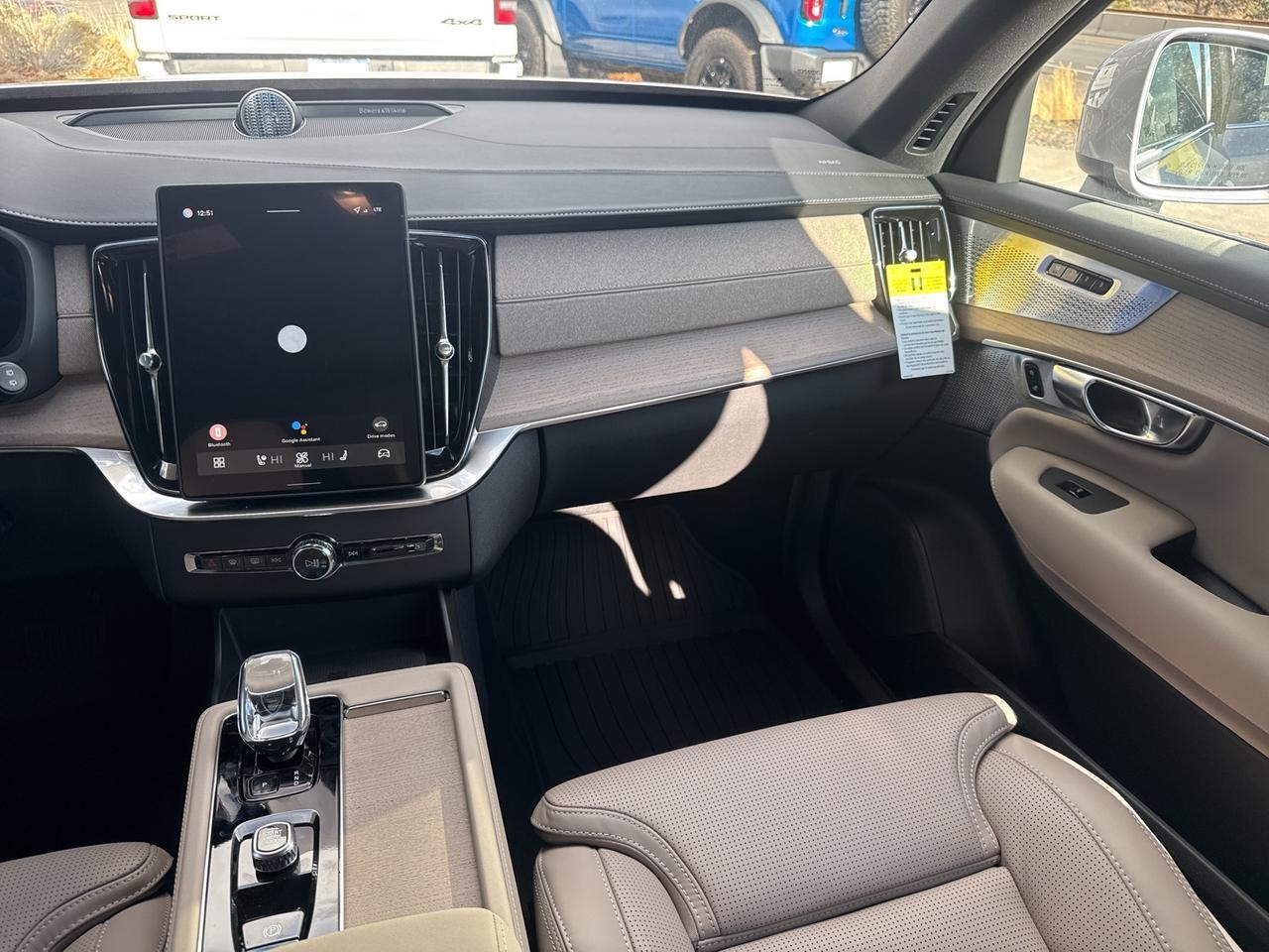 2026 Volvo XC90 B6 Ultra Bend OR