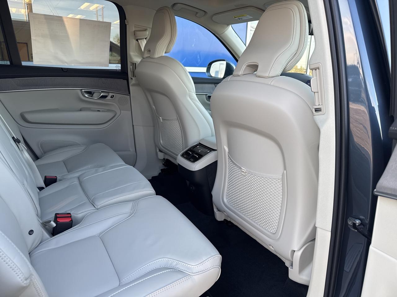 2026 Volvo XC90 B6 Ultra Bend OR