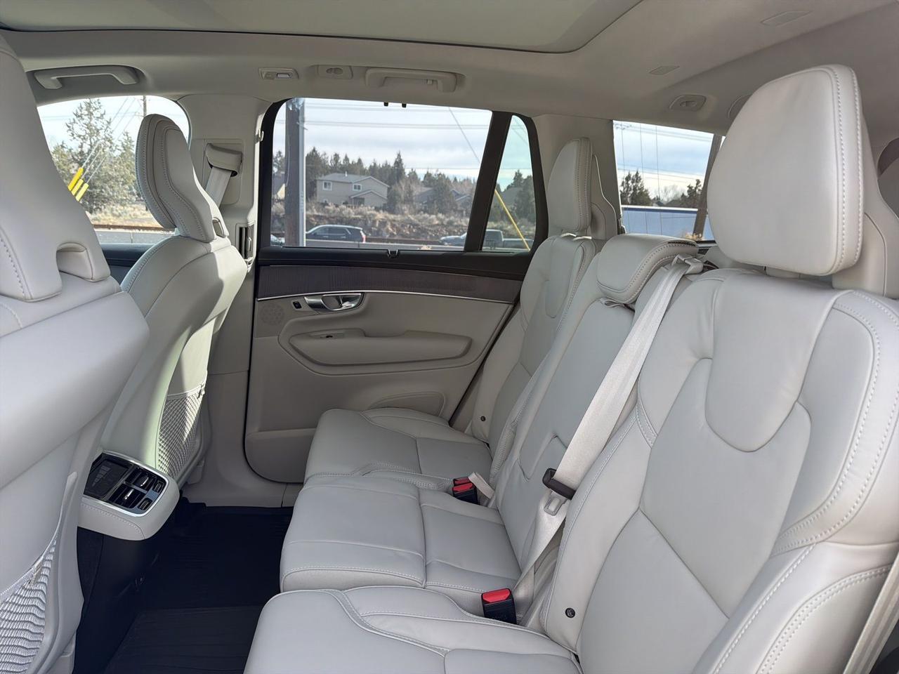 2026 Volvo XC90 B6 Ultra Bend OR