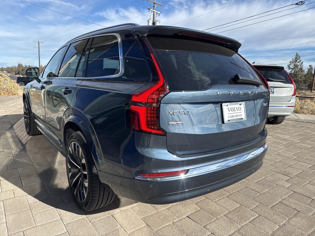 2026 Volvo XC90 B6 Ultra Bend OR