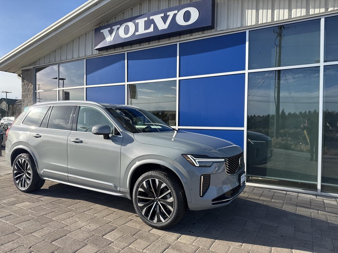 2026 Volvo XC90 B6 Ultra