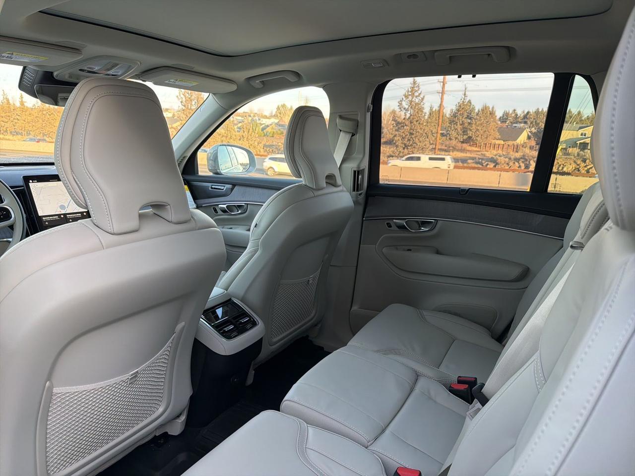 2026 Volvo XC90 B6 Ultra Bend OR