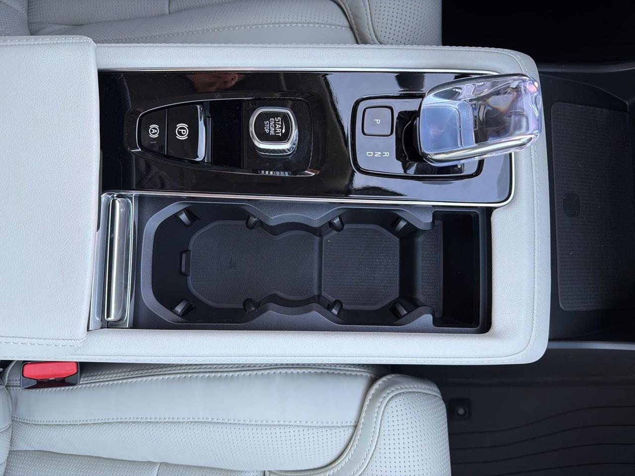 2026 Volvo XC90 B6 Ultra Bend OR