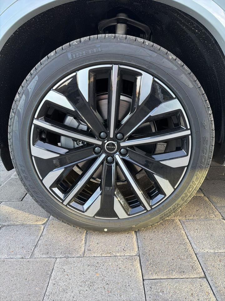 2026 Volvo XC90 B6 Ultra Bend OR