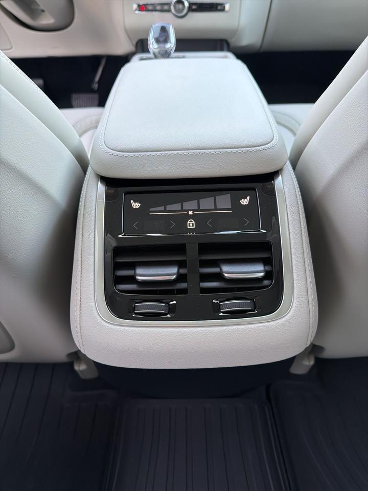 2026 Volvo XC90 B6 Ultra Bend OR