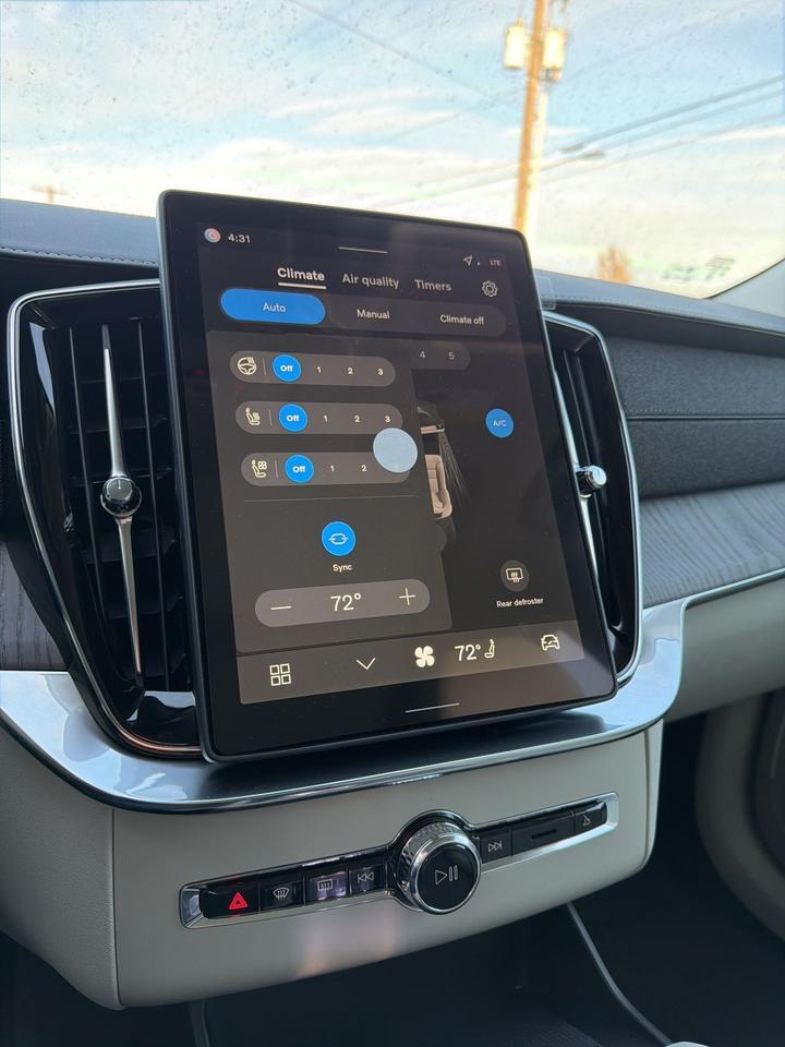 2026 Volvo XC90 B6 Ultra Bend OR