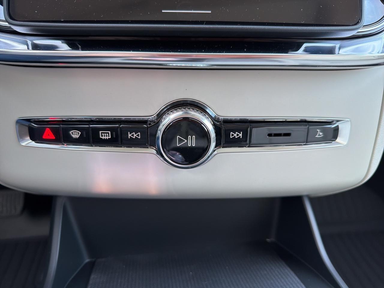 2026 Volvo XC90 B6 Ultra Bend OR