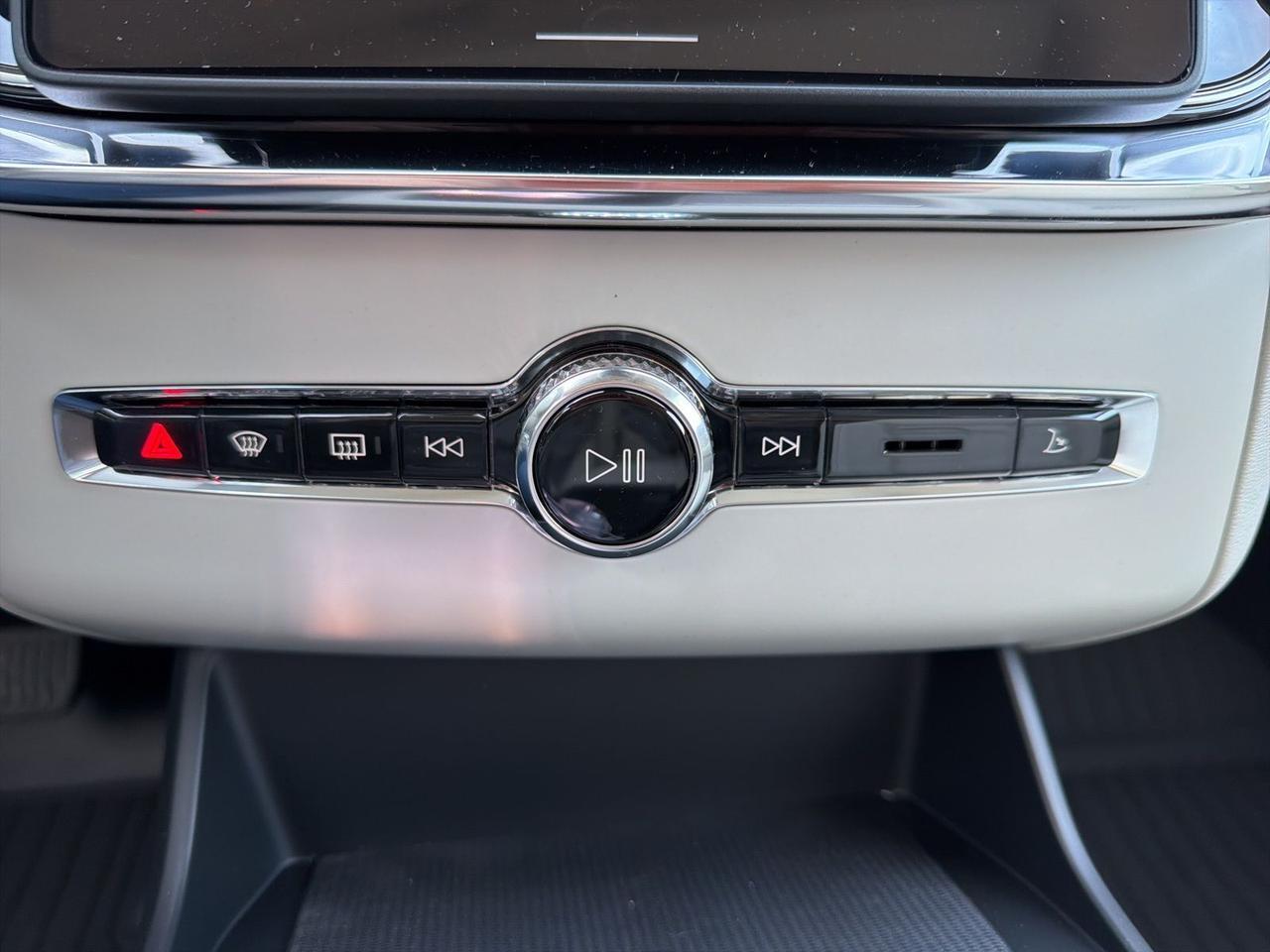 2026 Volvo XC90 B6 Ultra Bend OR