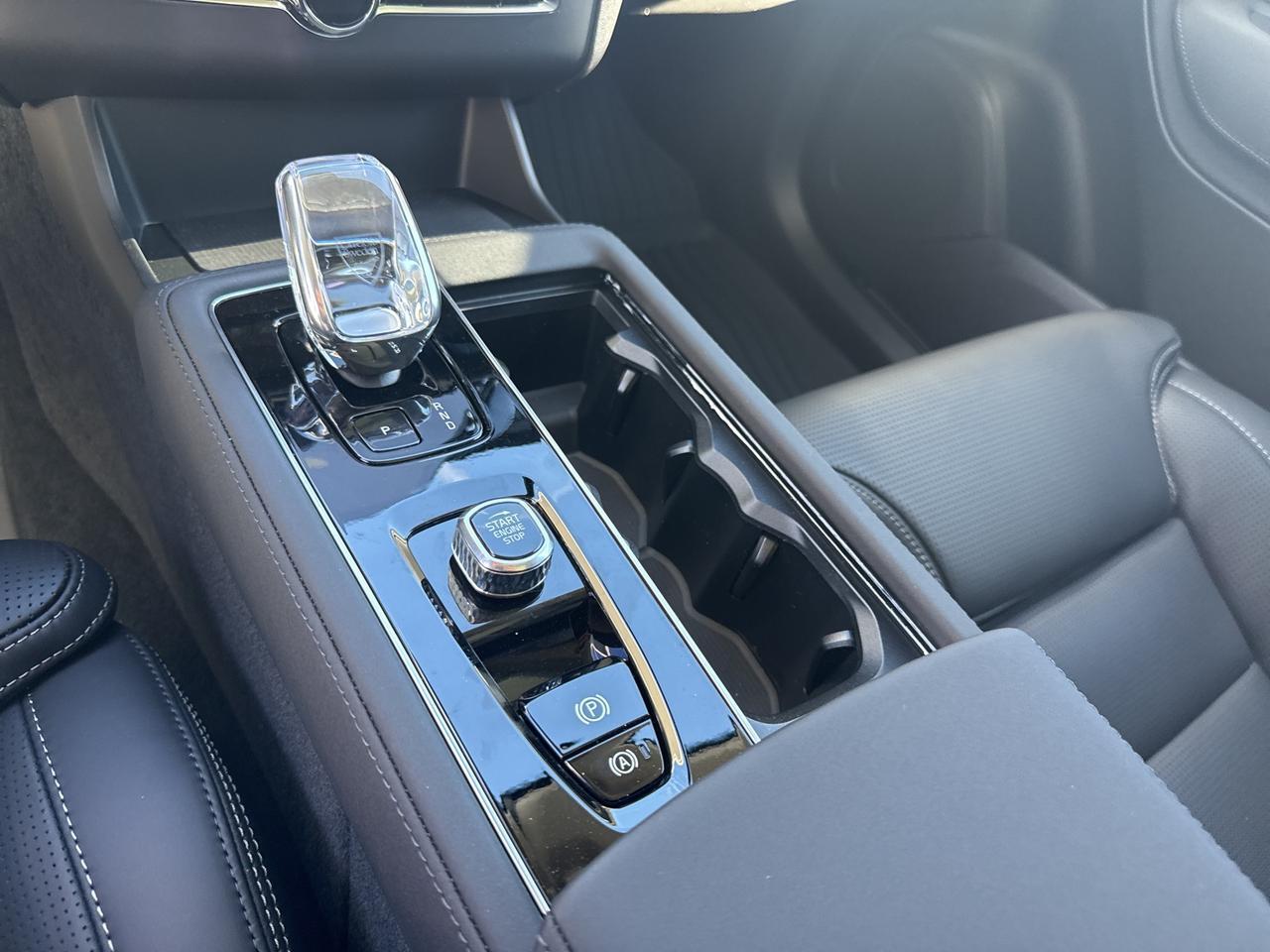 2026 Volvo XC90 B6 Ultra Bend OR