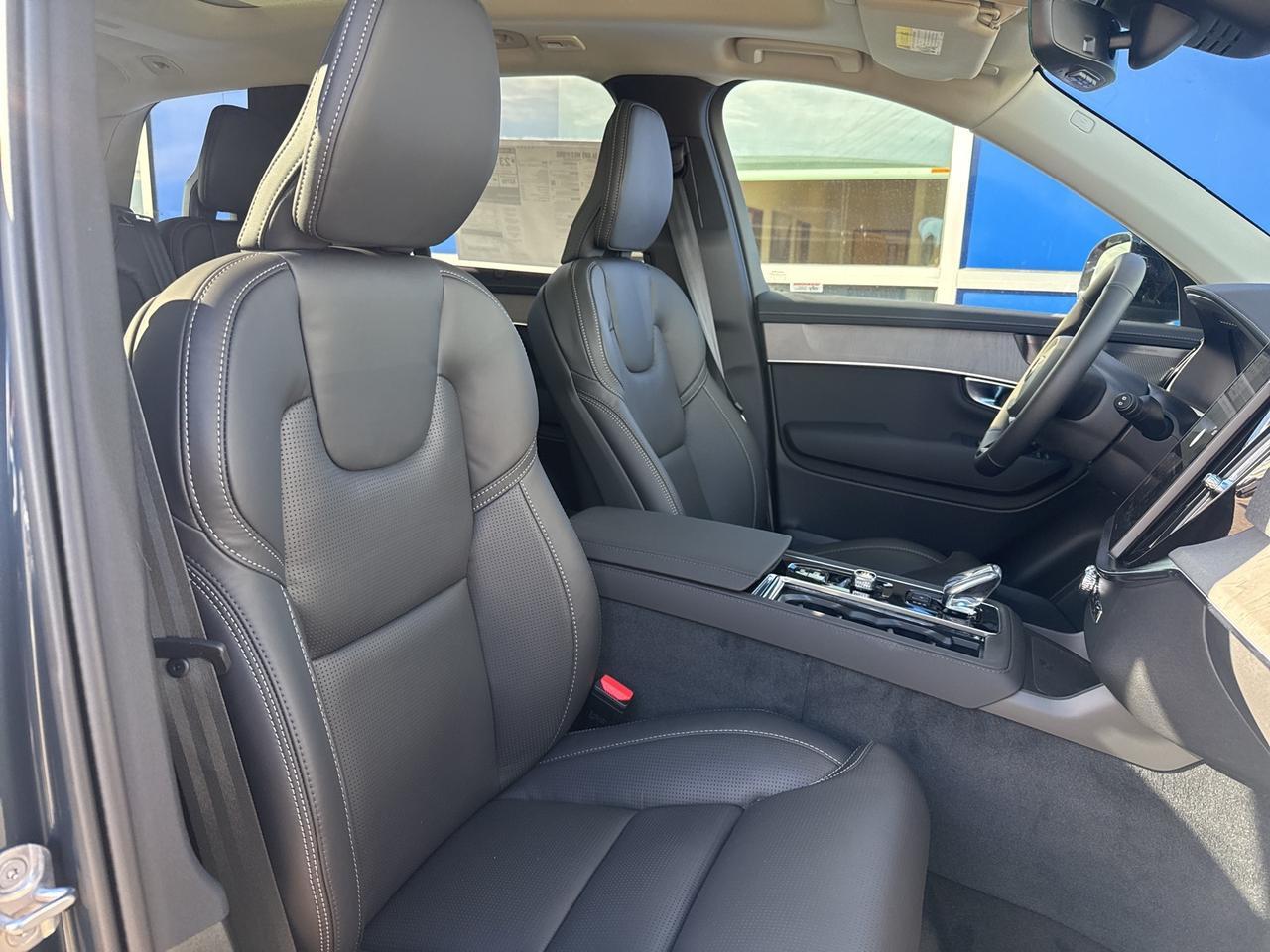 2026 Volvo XC90 B6 Ultra Bend OR