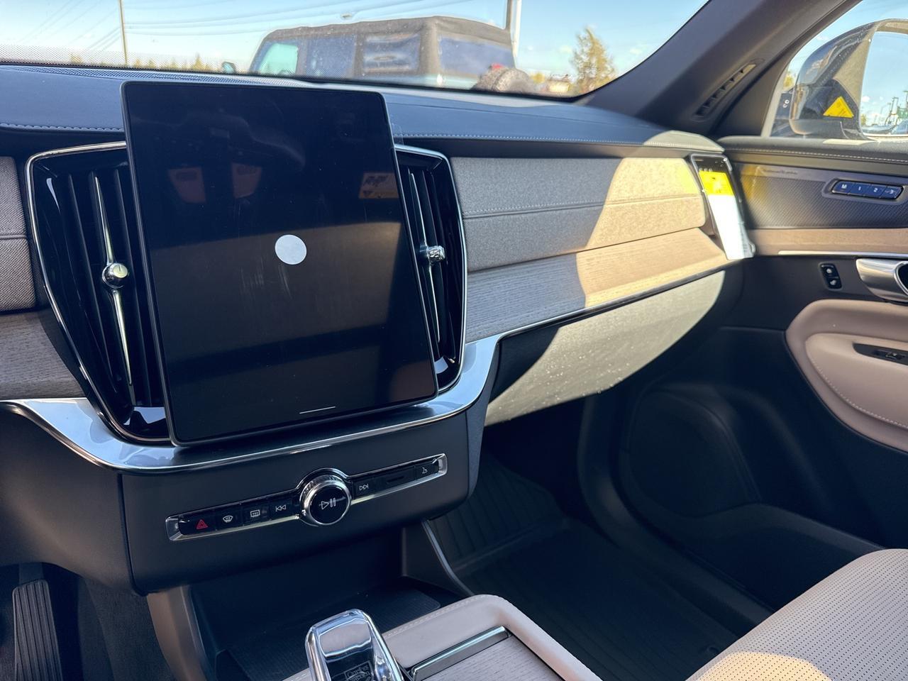 2026 Volvo XC90 B6 Ultra Bend OR