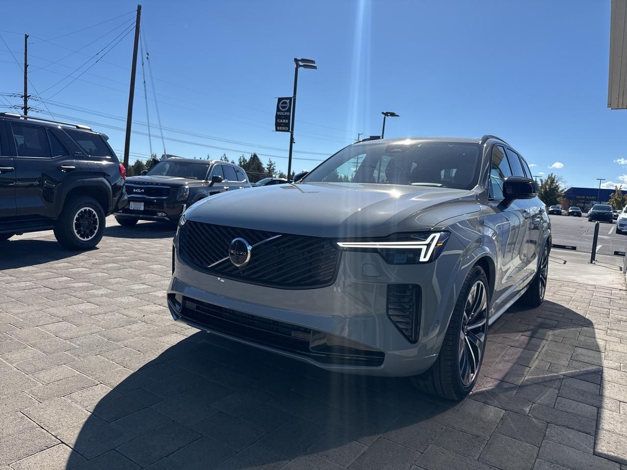 2026 Volvo XC90 B6 Ultra Bend OR