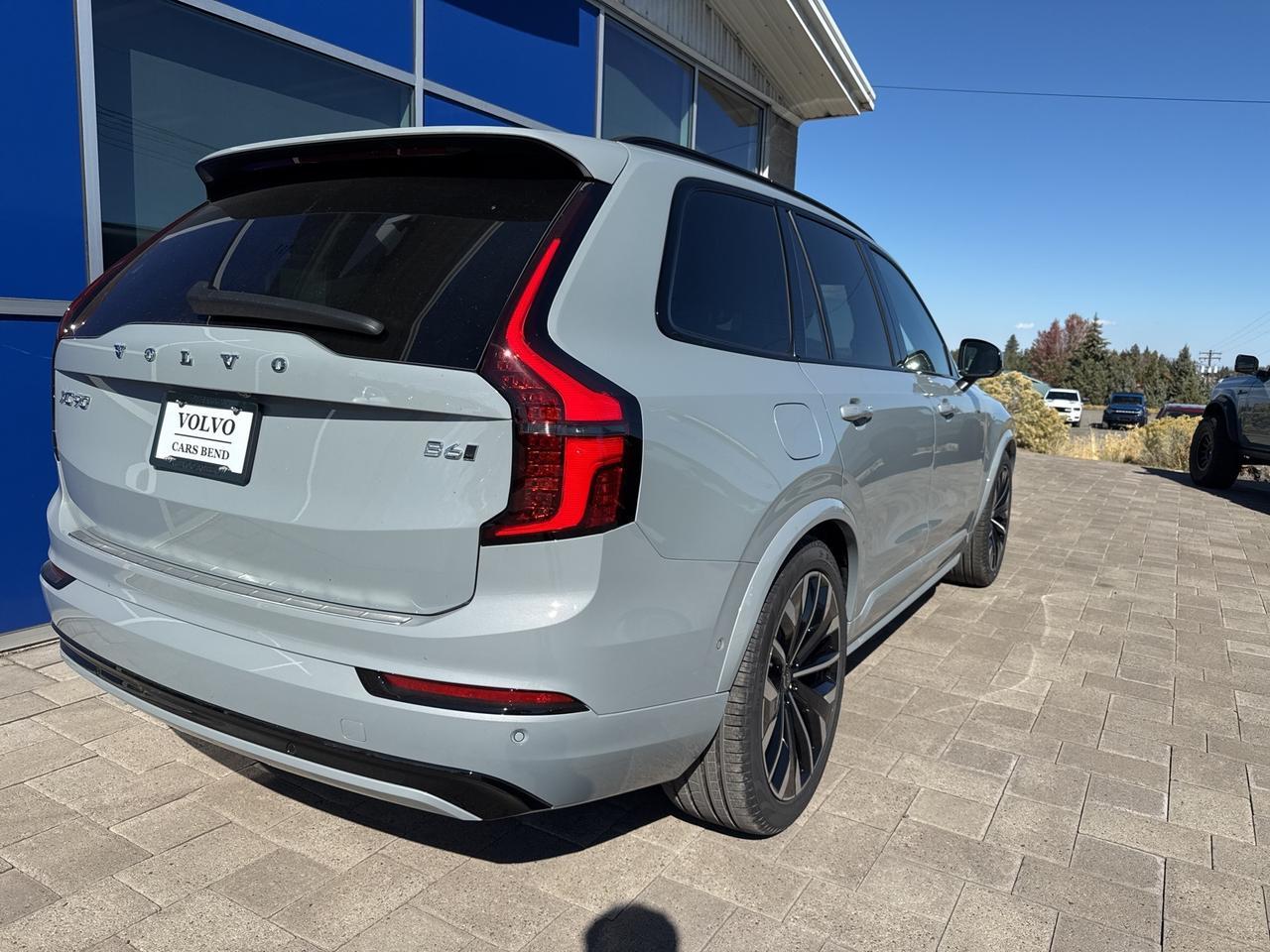 2026 Volvo XC90 B6 Ultra Bend OR