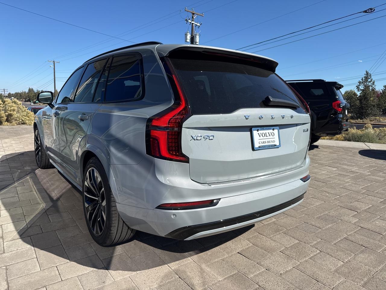 2026 Volvo XC90 B6 Ultra Bend OR