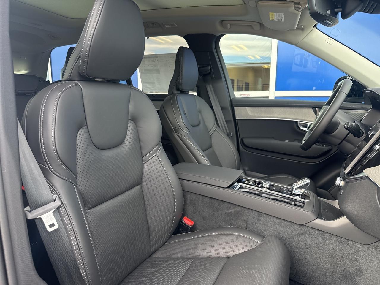 2026 Volvo XC90 B6 Ultra Bend OR