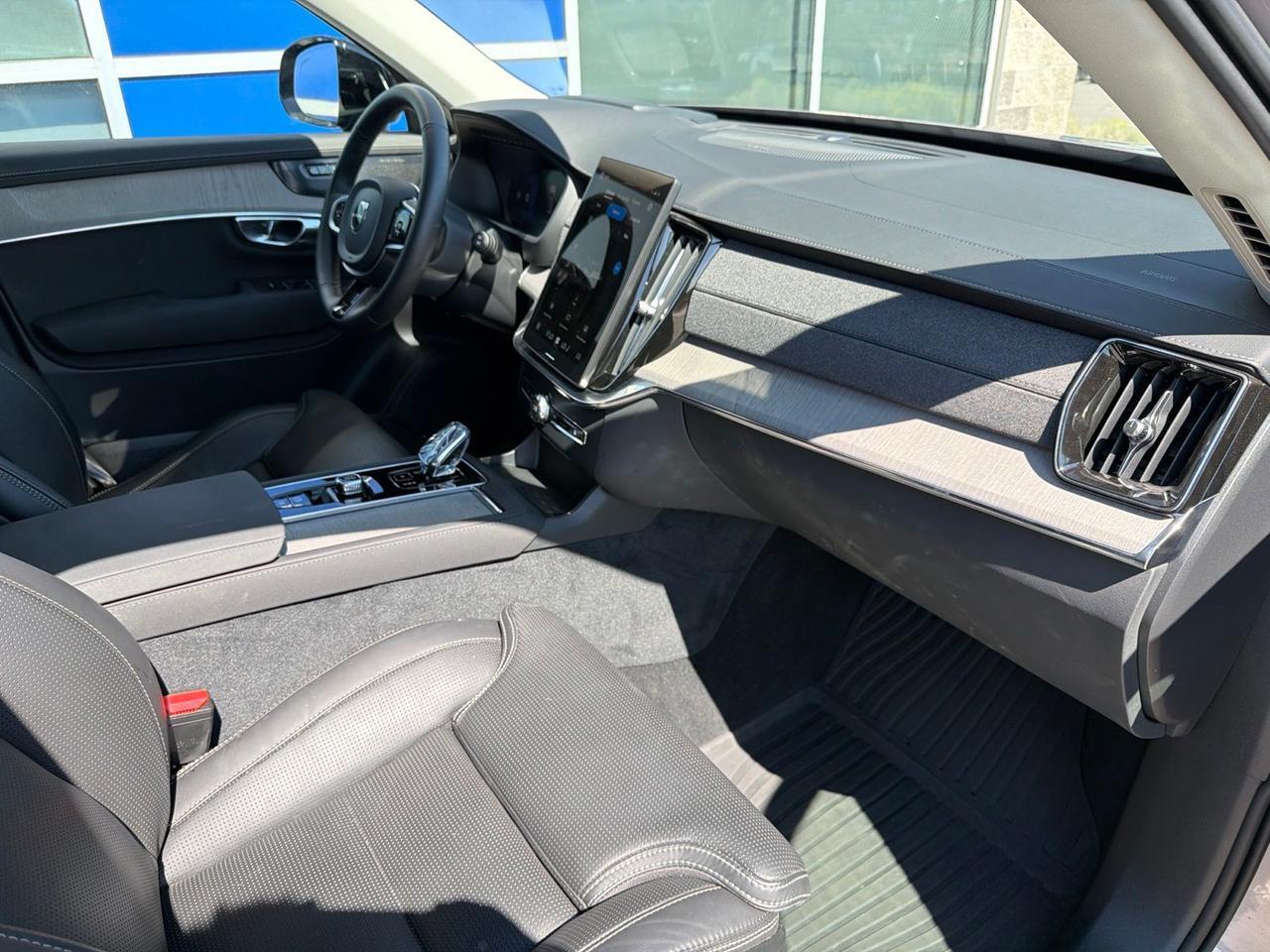 2026 Volvo XC90 B6 Ultra Bend OR