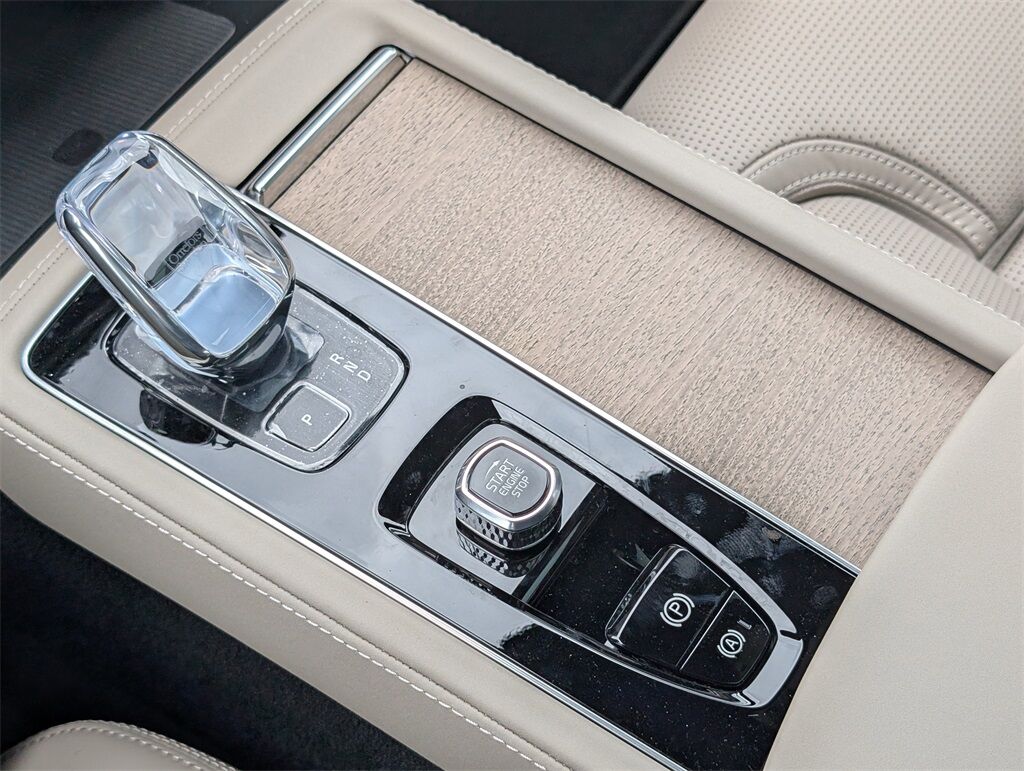 2026 Volvo XC90 B6 Ultra Hunt Valley MD