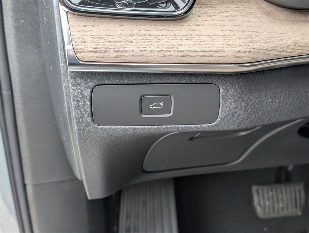 2026 Volvo XC90 B6 Ultra Hunt Valley MD