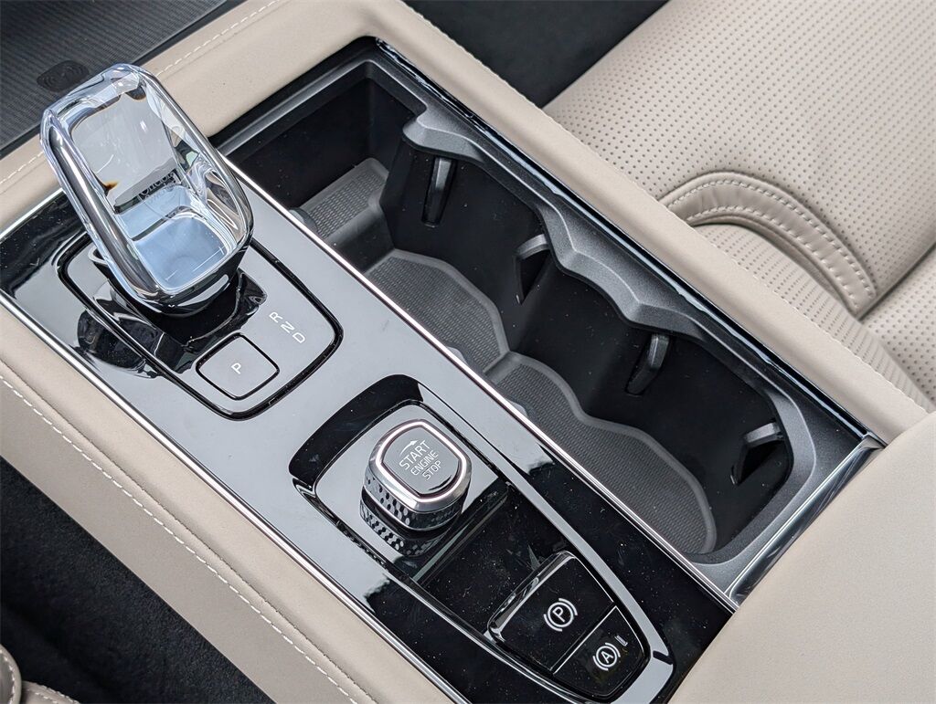 2026 Volvo XC90 B6 Ultra Hunt Valley MD