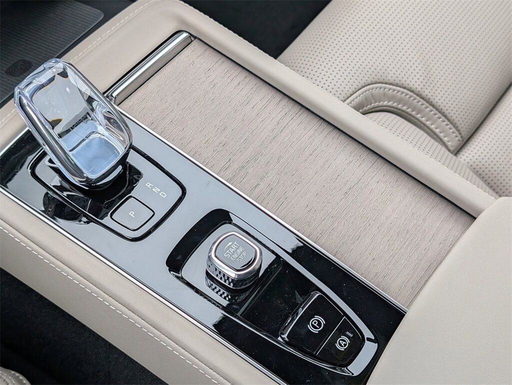 2026 Volvo XC90 B6 Ultra Hunt Valley MD