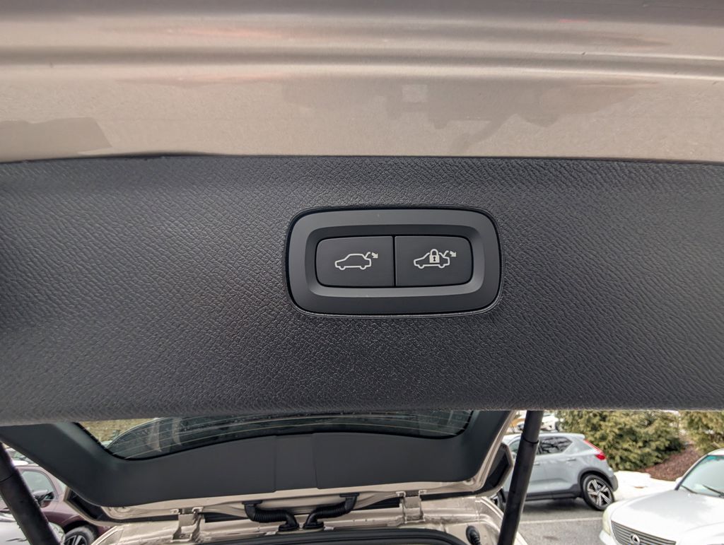 2026 Volvo XC90 B6 Ultra Hunt Valley MD