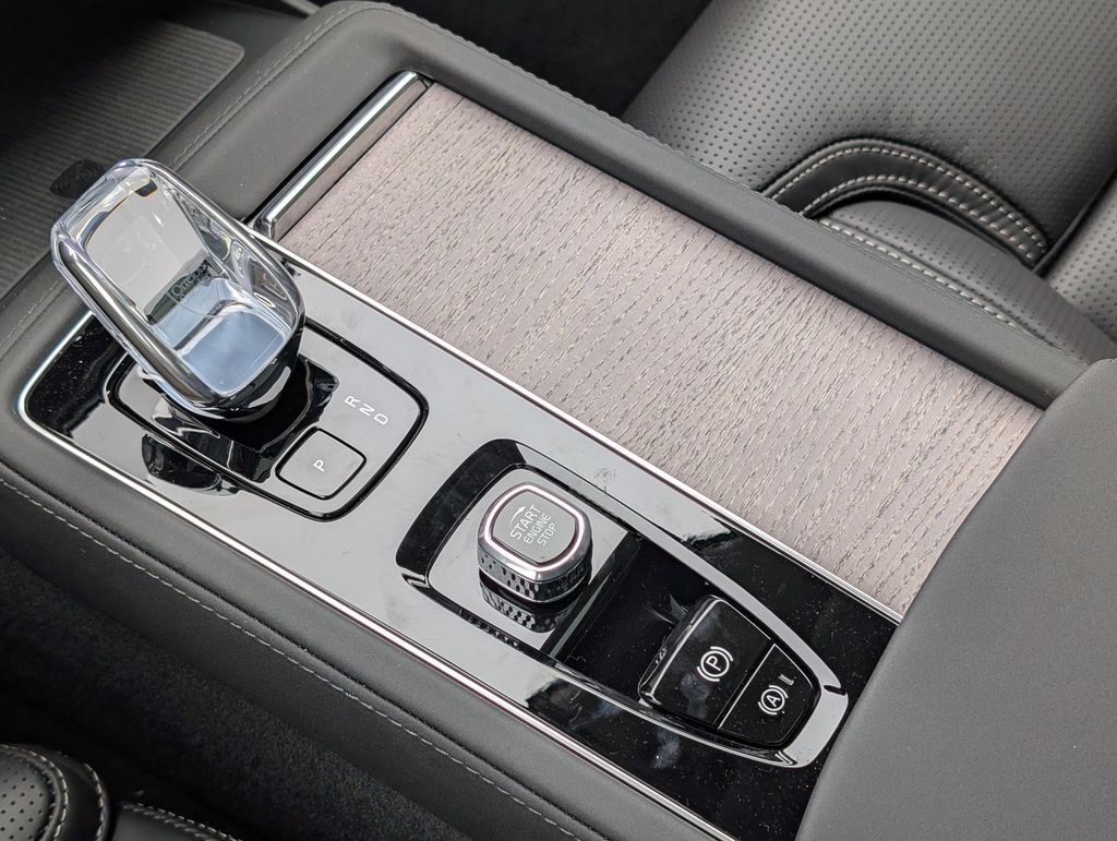 2026 Volvo XC90 B6 Ultra Hunt Valley MD