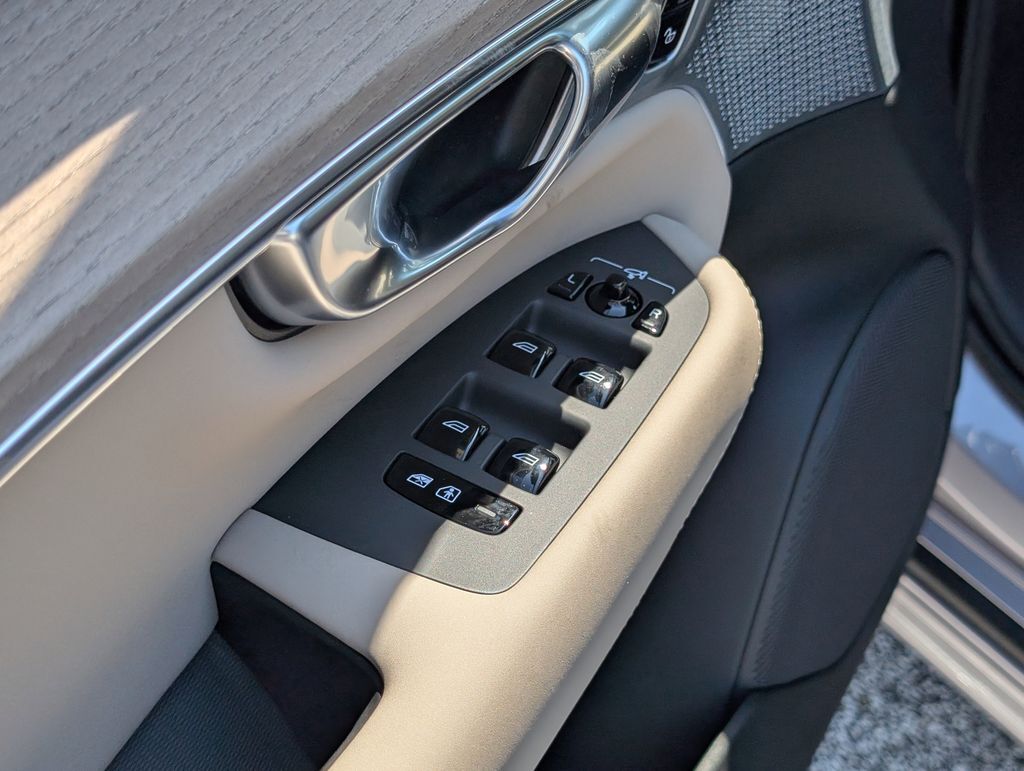 2026 Volvo XC90 B6 Ultra Hunt Valley MD