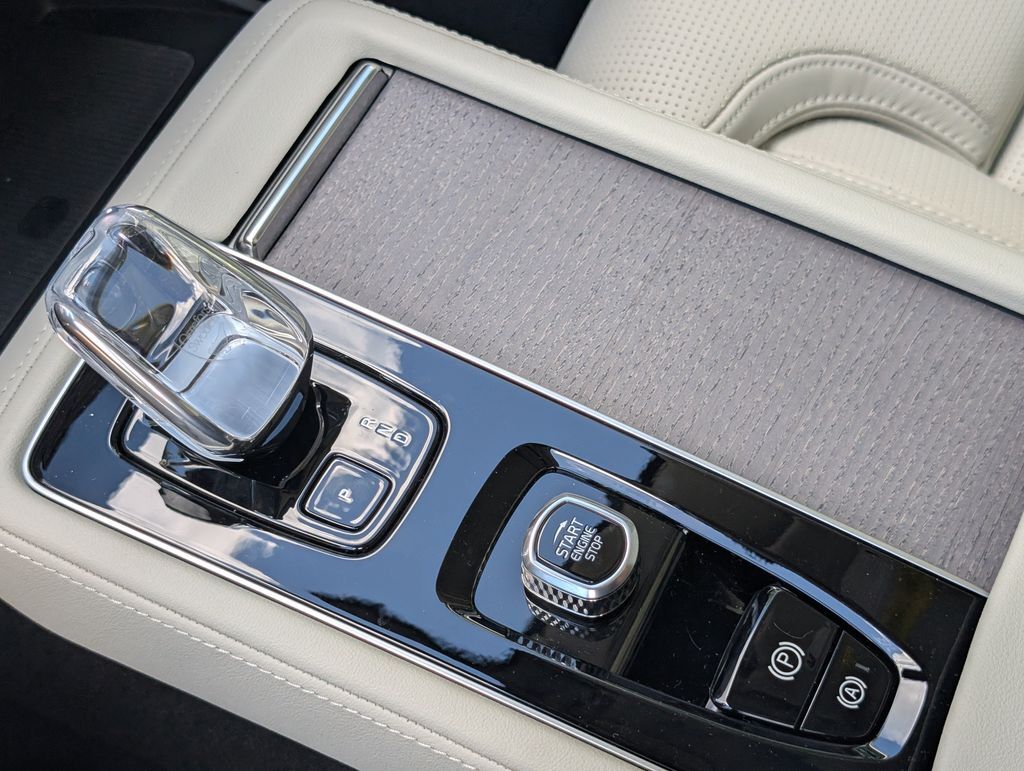 2026 Volvo XC90 B6 Ultra Hunt Valley MD