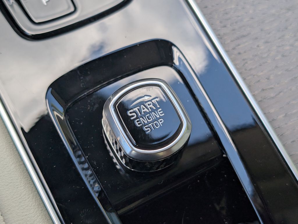 2026 Volvo XC90 B6 Ultra Hunt Valley MD
