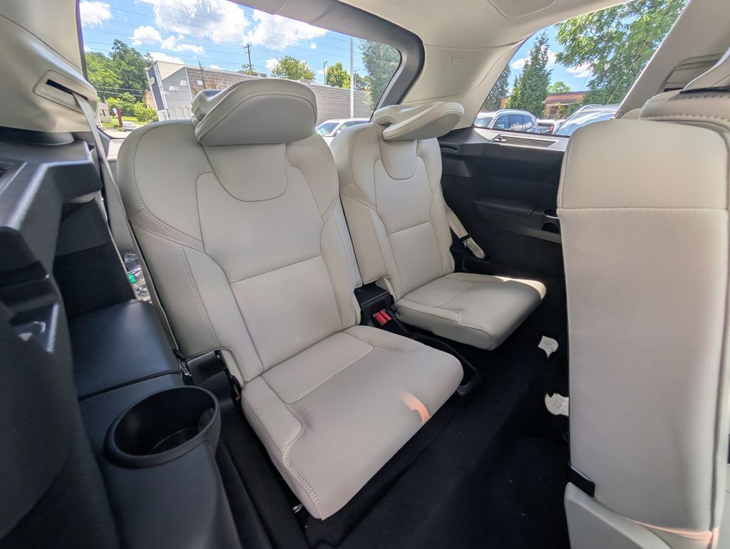 2026 Volvo XC90 B6 Ultra Hunt Valley MD